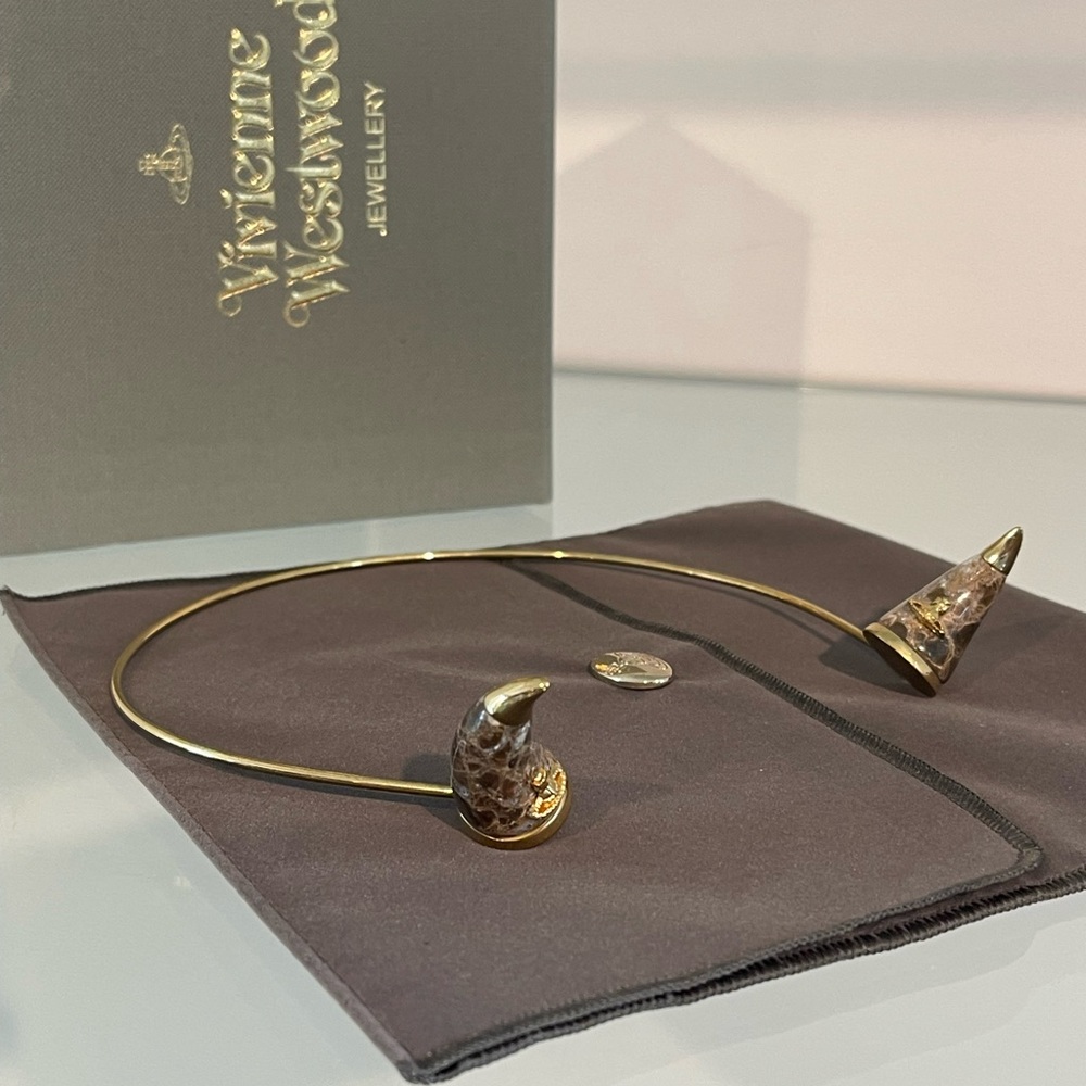 Vivienne Westwood Iconic Rare 2014 Horn Tiara Marble … Gem